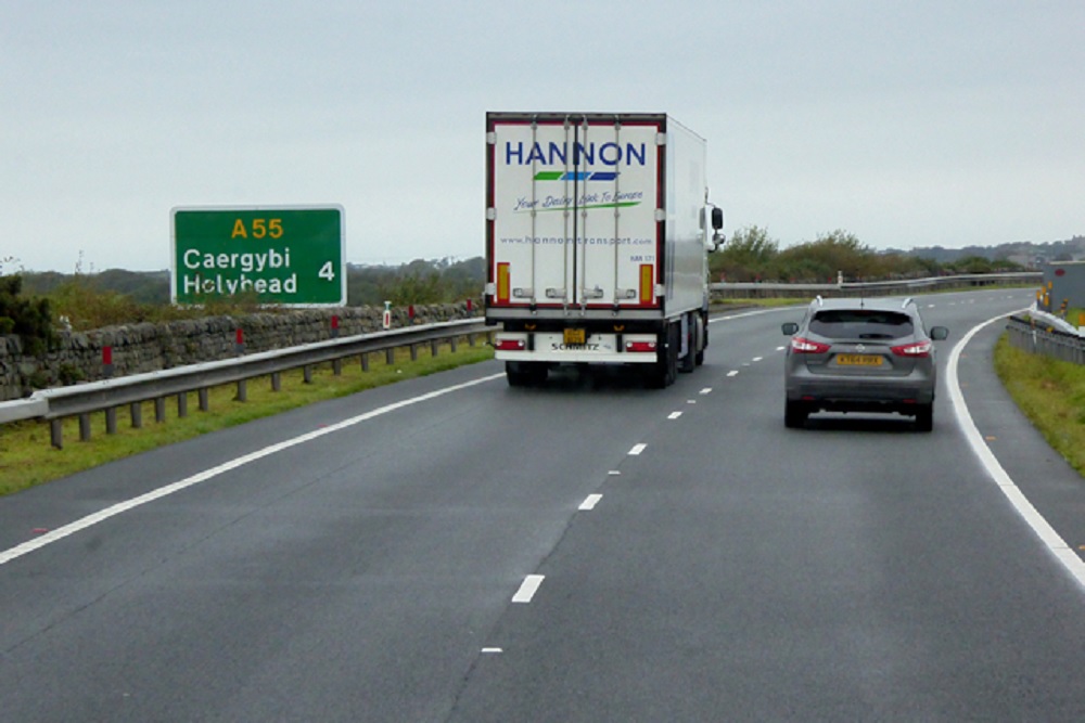 holyhead-lorry.jpg