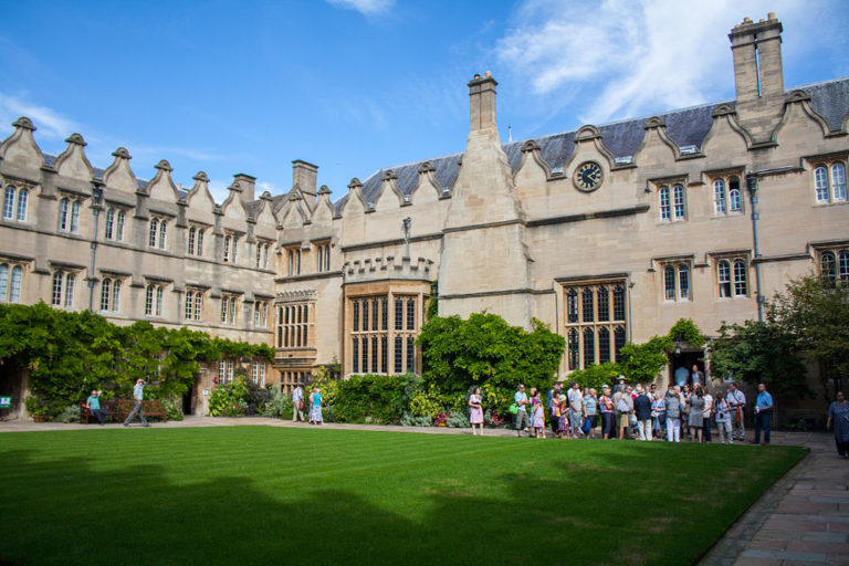 How Queen Elizabeth I took credit for founding Oxford college away from