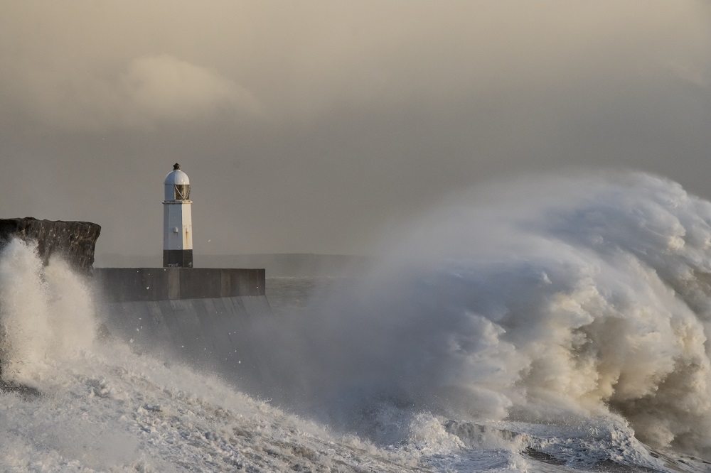 Wales 'really lucky' storm Eunice arrived just after high tide says ...