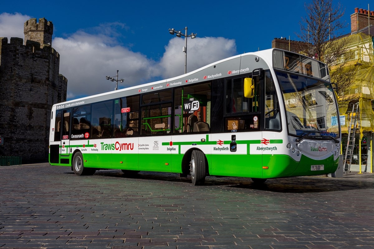 travel wales bus