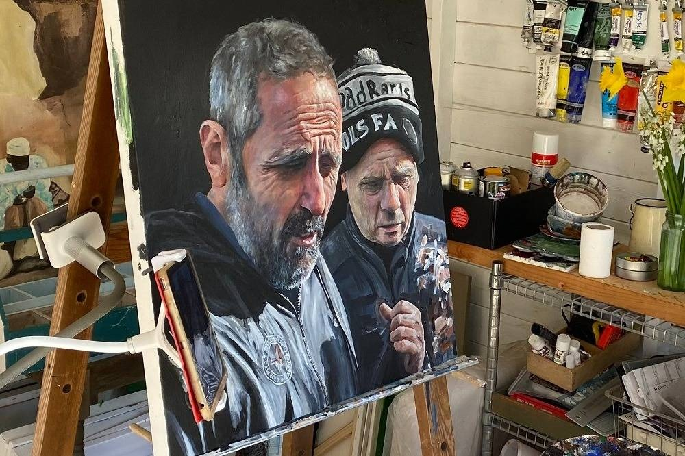 Teen art sensation Makenzy Beard turns to the beautiful game for stunning new painting